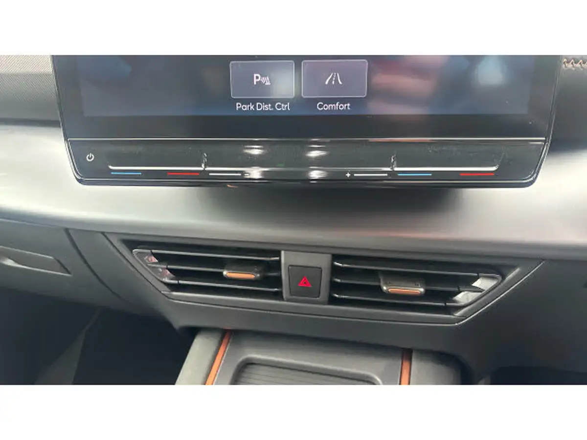 2024-cupra-born-e-v3-230ps-77kwh-e-boost-big-12