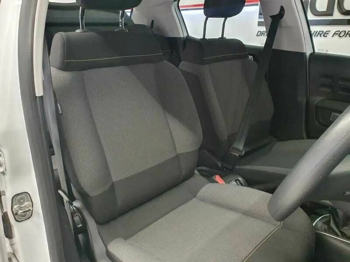 2021-citroen-c3-12-puretech-shine-83ps-big-13
