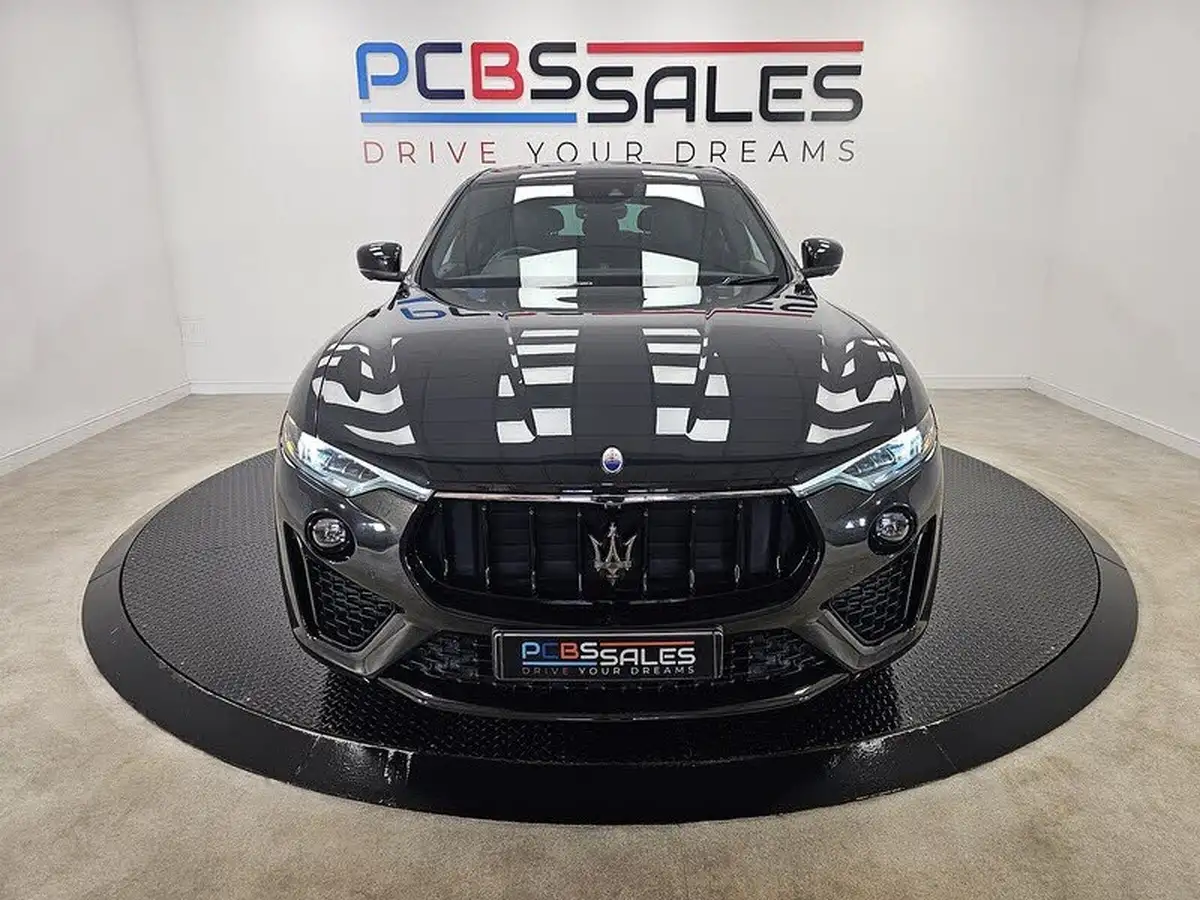 2021-maserati-levante-30-gransport-big-11