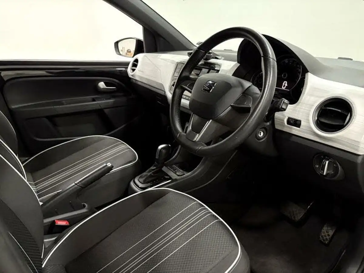2021-seat-mii-e-big-8