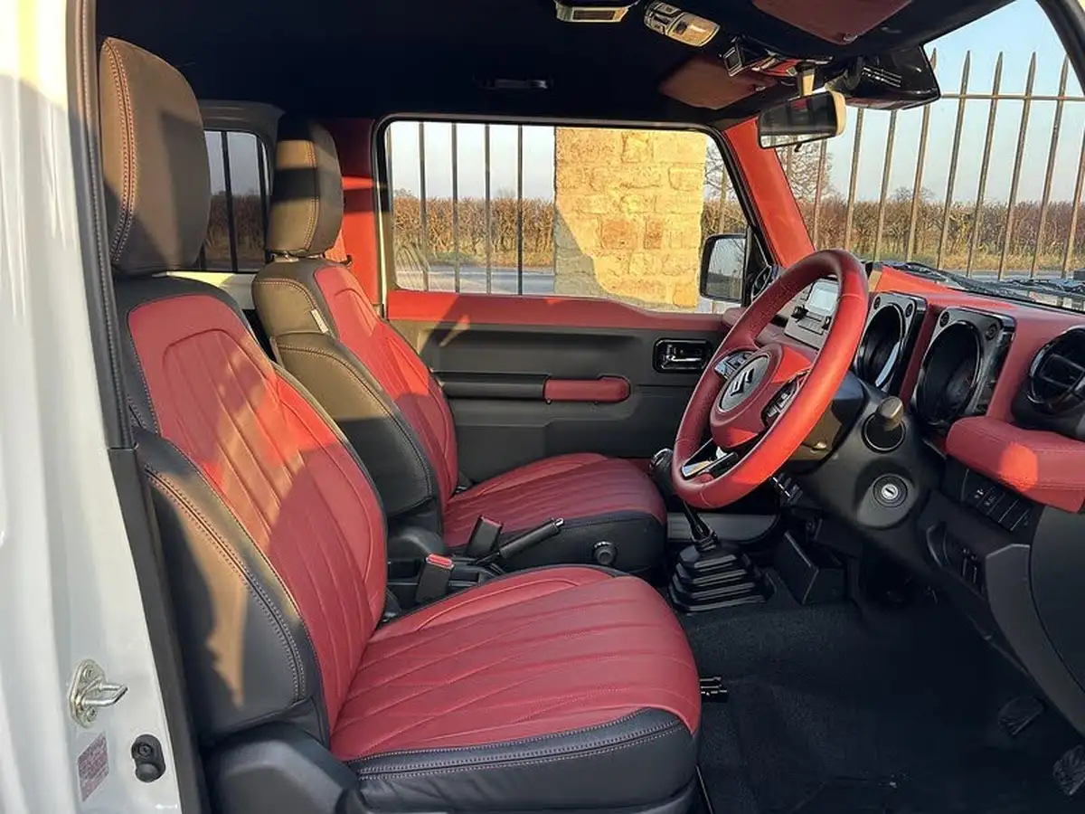 2024-suzuki-jimny-15-light-commercial-allgrip-big-19