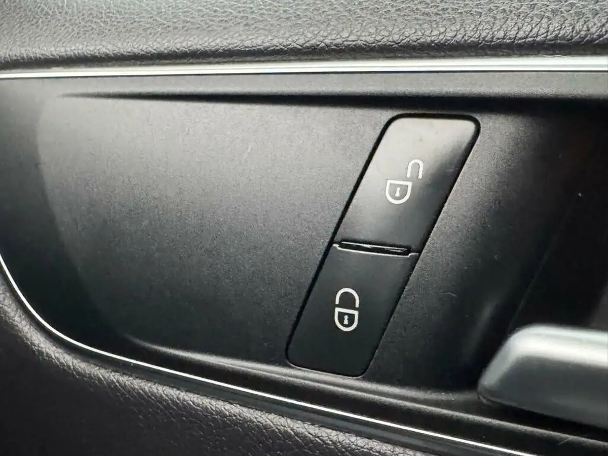 2014-mercedes-benz-b-class-18-cdi-b200-sport-136bhp-7g-dct-big-27