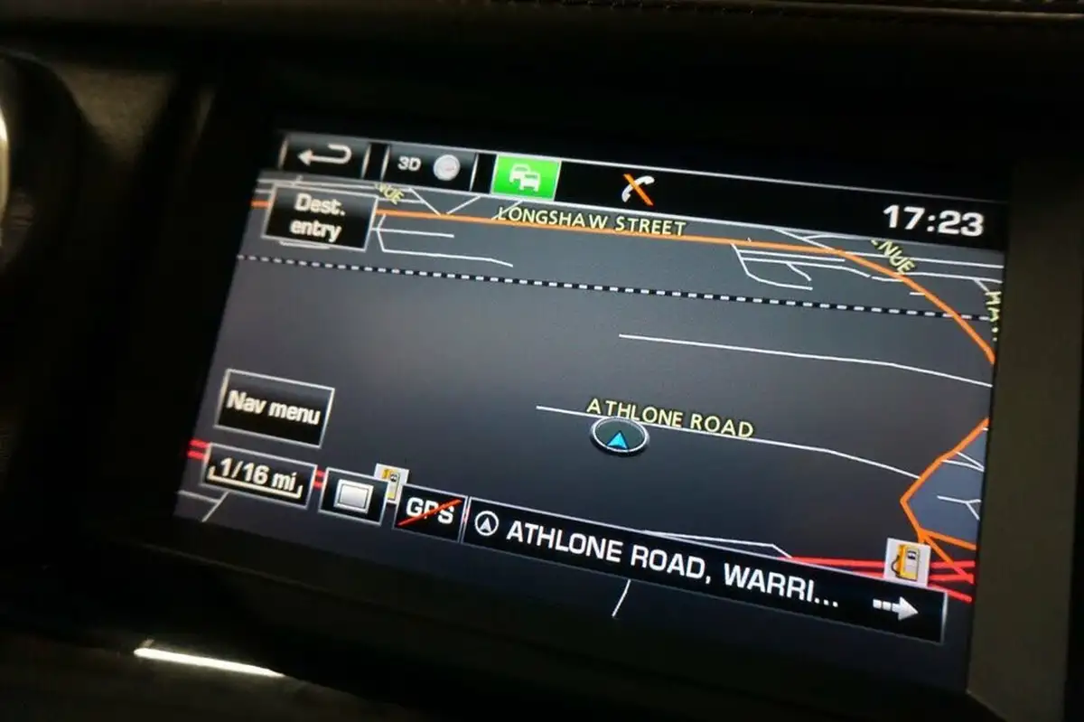 2015-land-rover-discovery-4-30-sd-v6-hse-lux-big-32