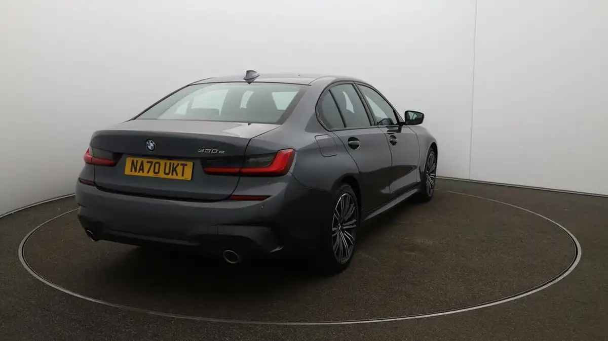 2020-bmw-3-series-20-330e-m-sport-saloon-4d-big-53
