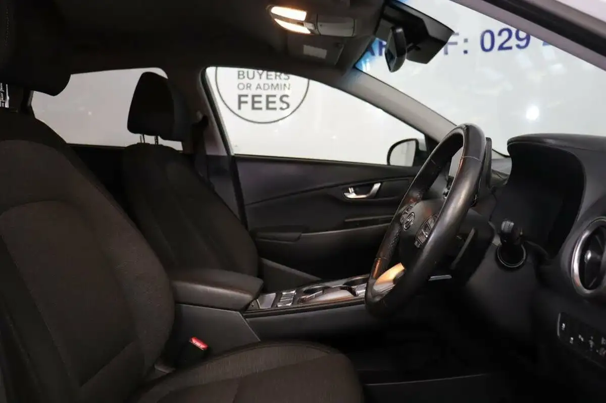2021-hyundai-kona-e-premium-204ps-64kwh-7kw-obc-big-21