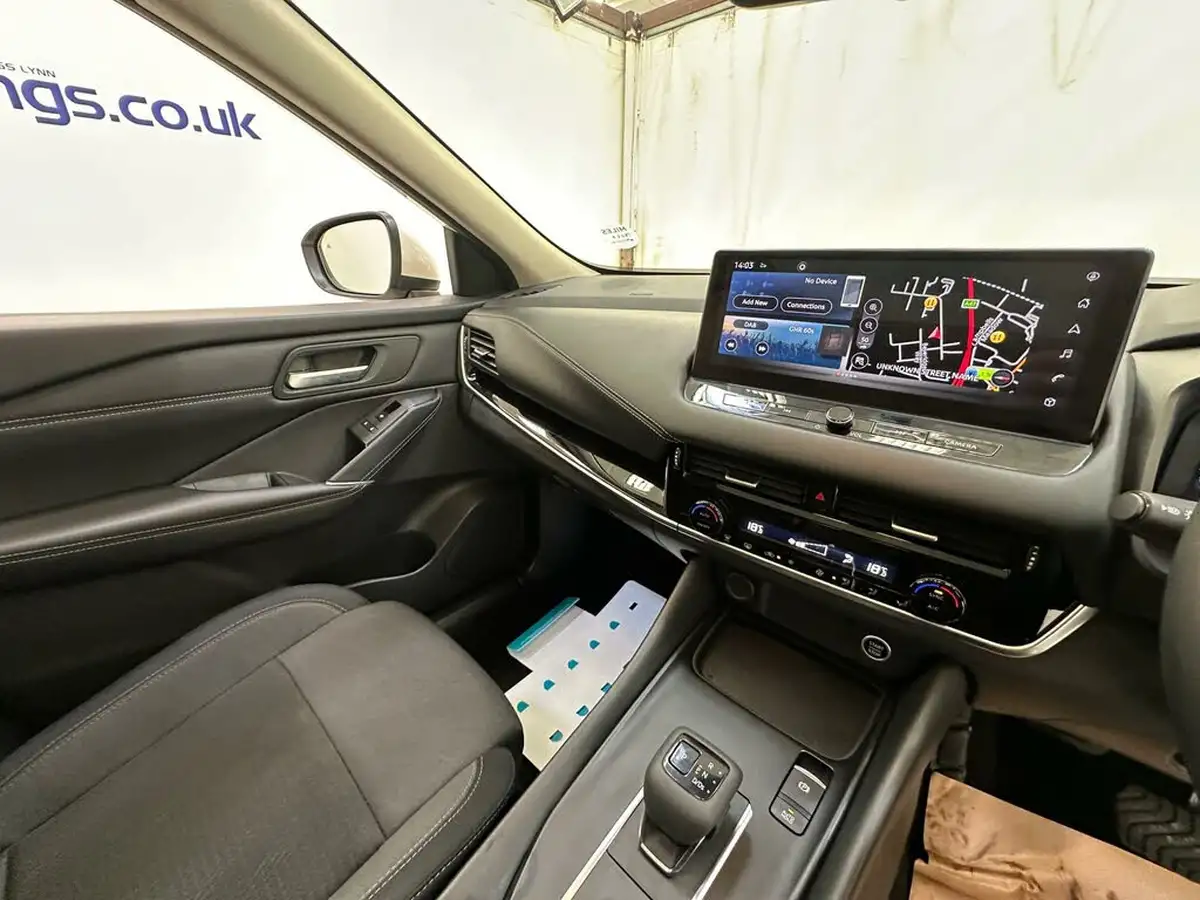 2023-nissan-qashqai-13-dig-t-n-connecta-160ps-auto-big-15