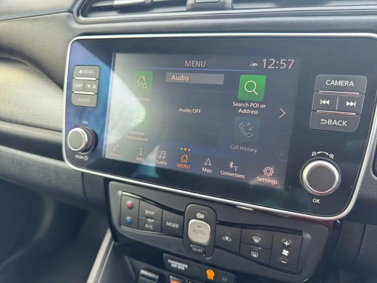 2020-nissan-leaf-e-e-n-tec-big-24