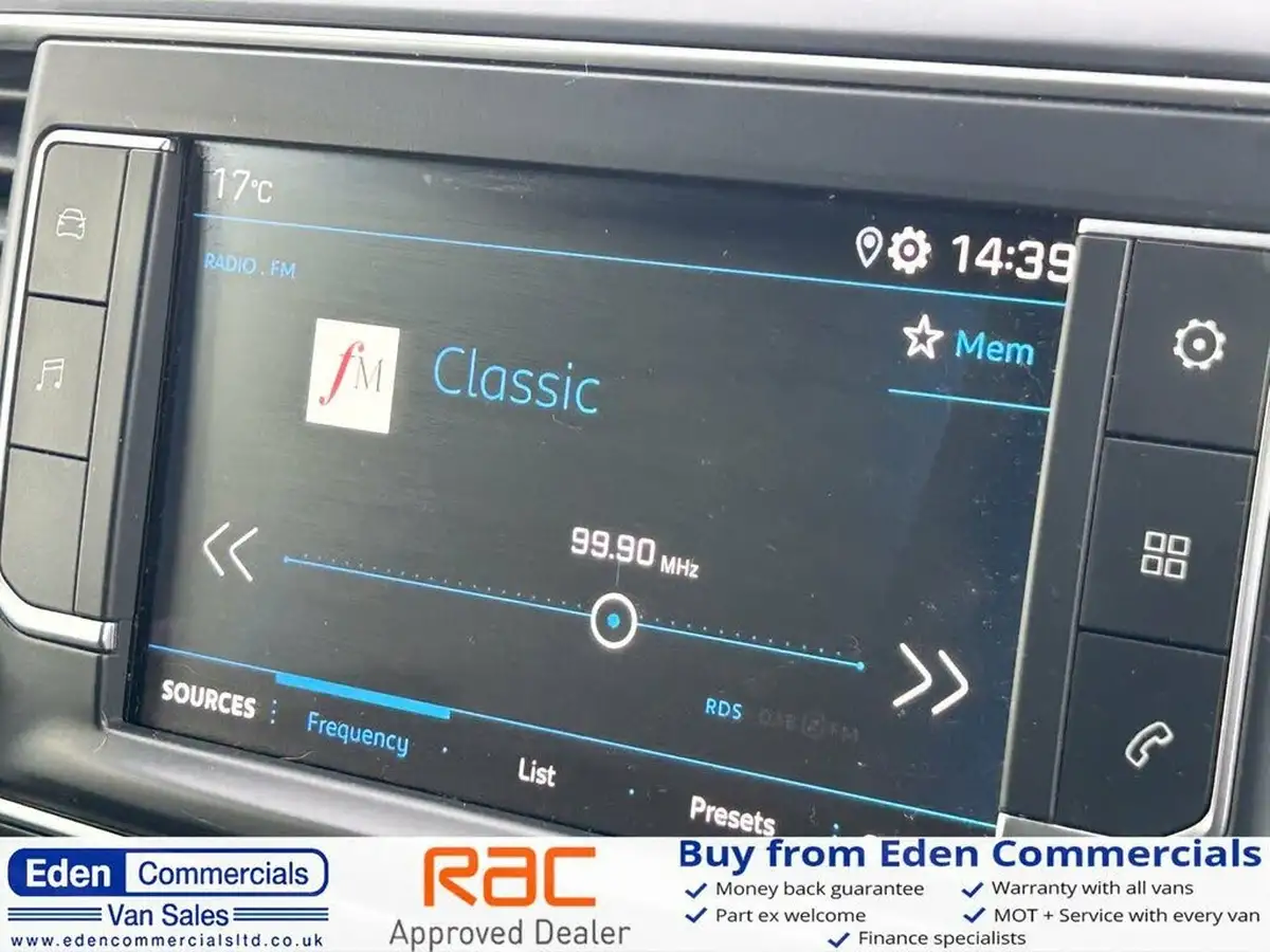 2023-peugeot-expert-15-bluehdi-professional-premium-long-1000-big-17