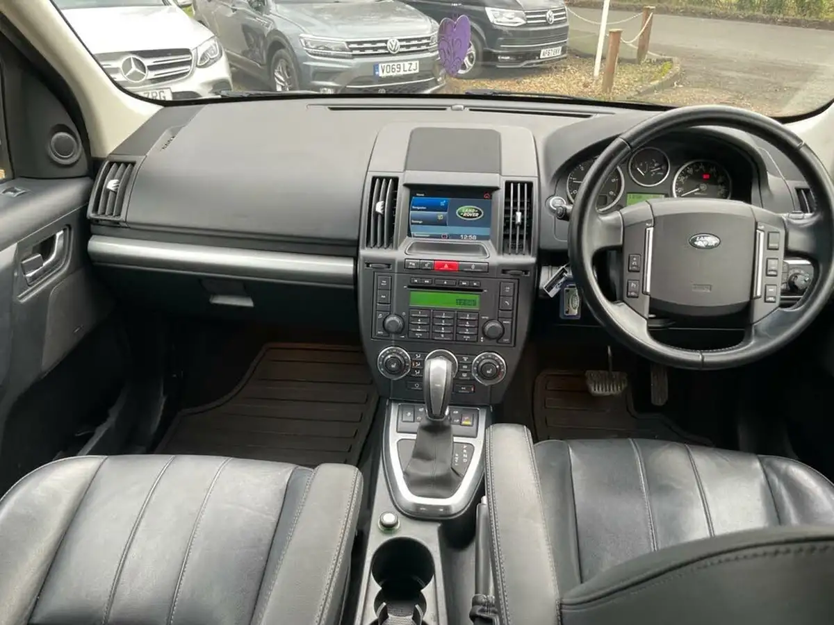 2011-land-rover-freelander-2-22sd4-xs-auto-big-14
