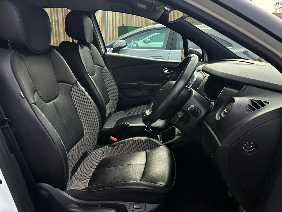 2017-renault-captur-15dci-iconic-nav-110bhp-energy-ss-big-10