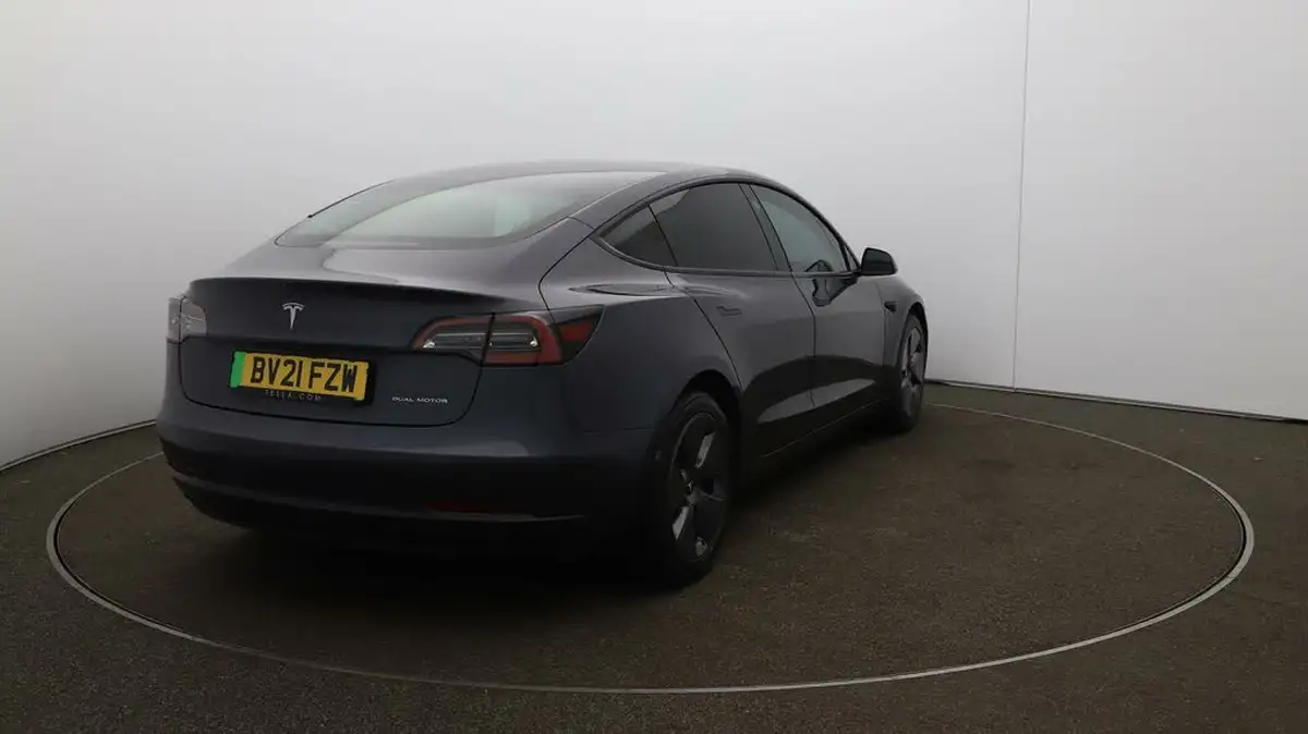 2021-tesla-model-3-e-long-range-4x4-big-47