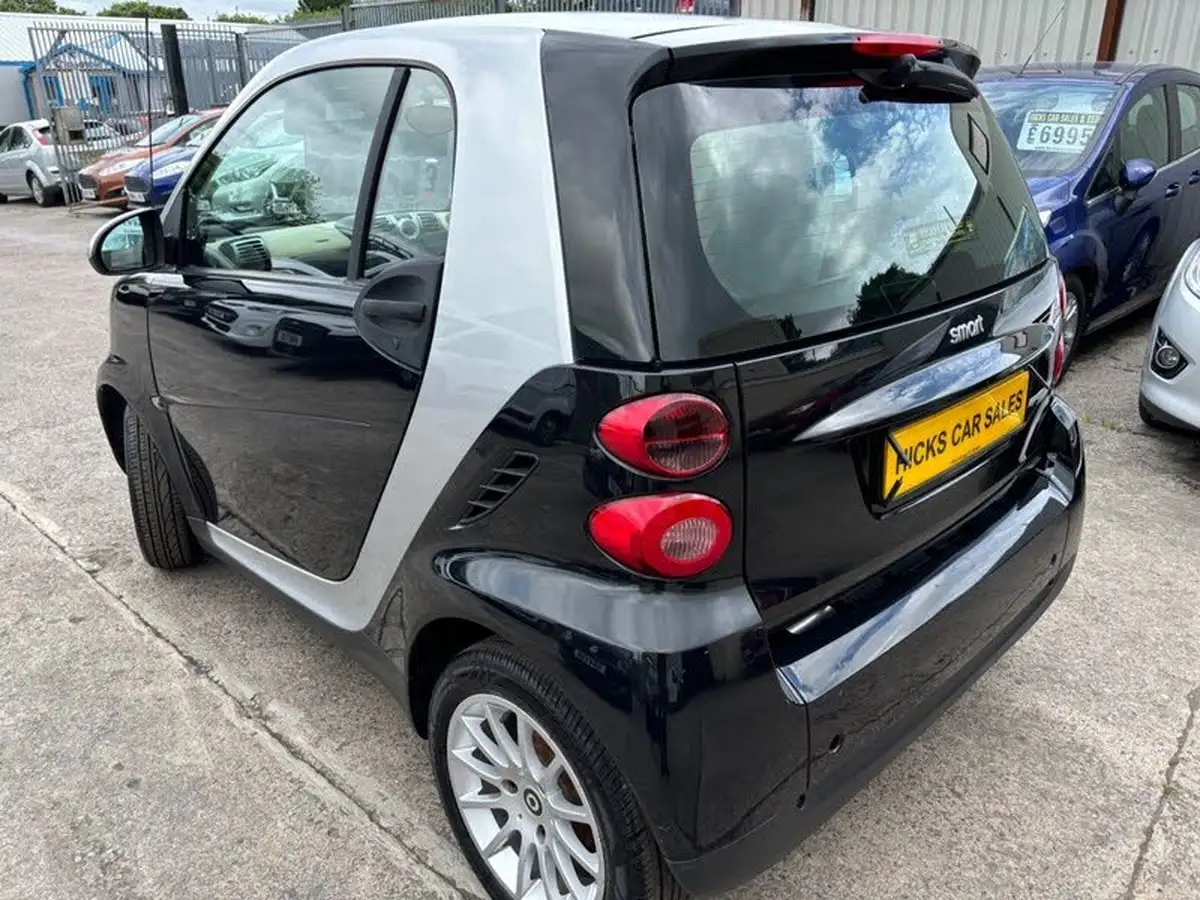 2008-smart-fortwo-10-passion-71bhp-coupe-big-5