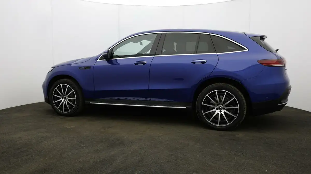 2022-mercedes-benz-eqc-e-eqc-400-amg-line-big-62