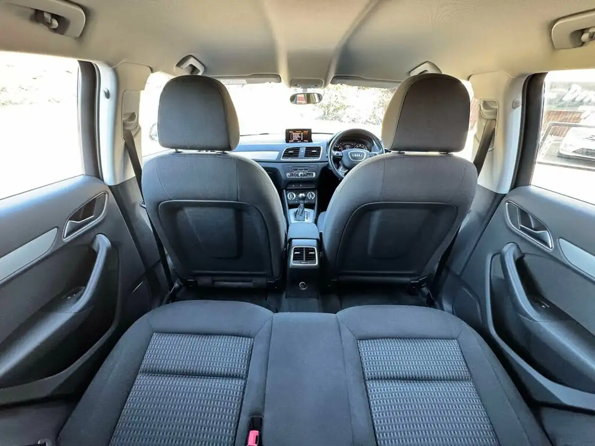 2014-audi-q3-14-se-tfsi-s-tronic-big-23