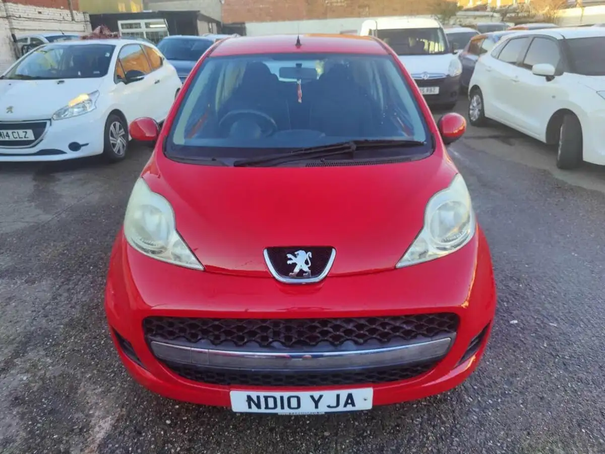 2010-peugeot-107-10-urban-3d-2-tronic-big-7
