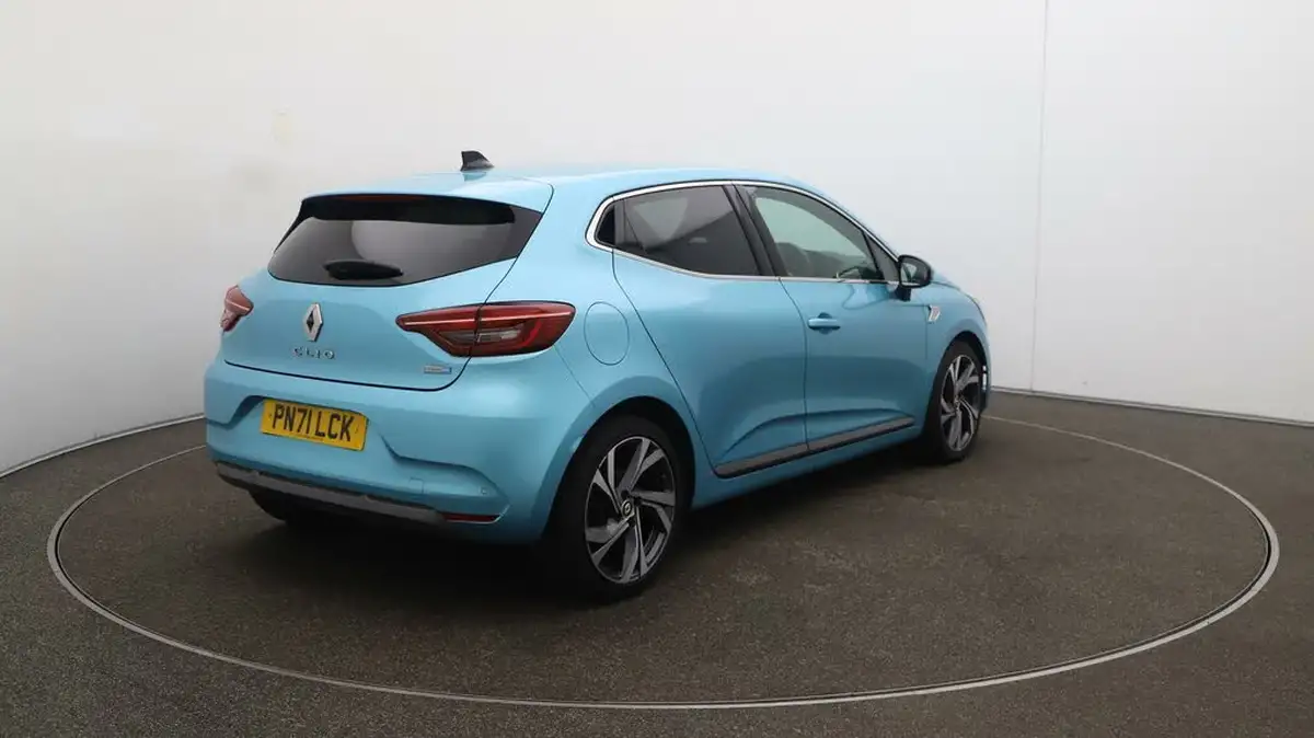 2022-renault-clio-16-rs-line-140ps-rs-line-e-tech-hybrid-big-44