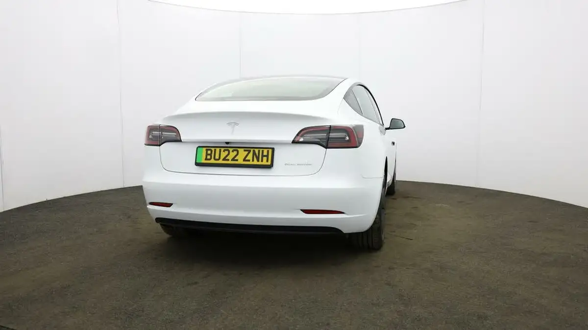 2022-tesla-model-3-e-long-range-big-55