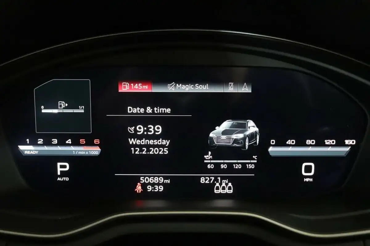 2022-audi-a4-avant-20-35-tdi-black-edition-big-30