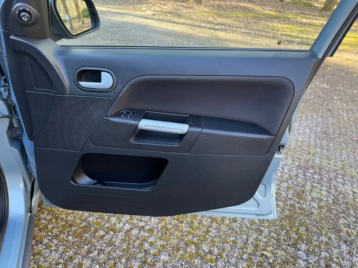 2008-ford-fusion-14-zetec-climate-durashift-est-big-37