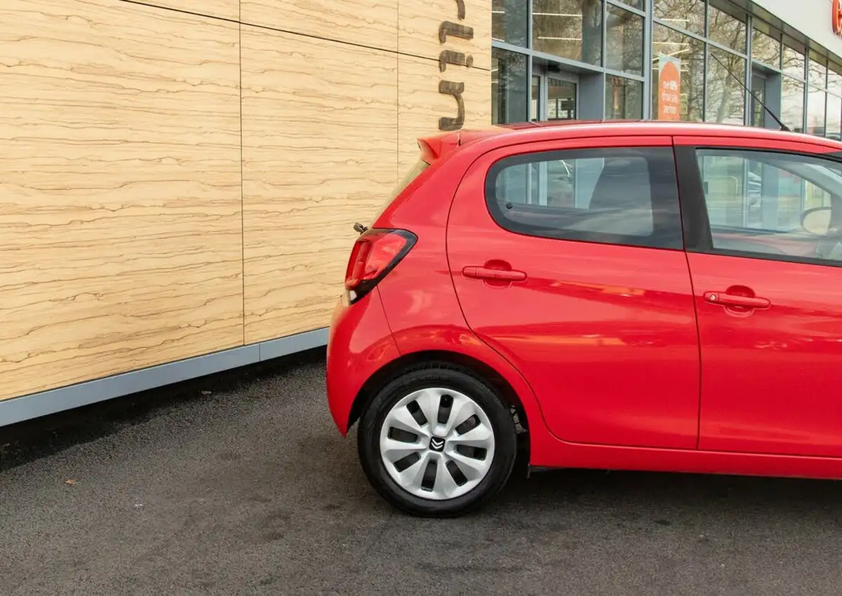 2016-citroen-c1-12-puretech-feel-81ps-5d-big-7