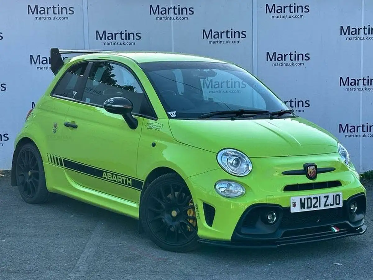 2021-abarth-595-14-tjet-competizione-big-0