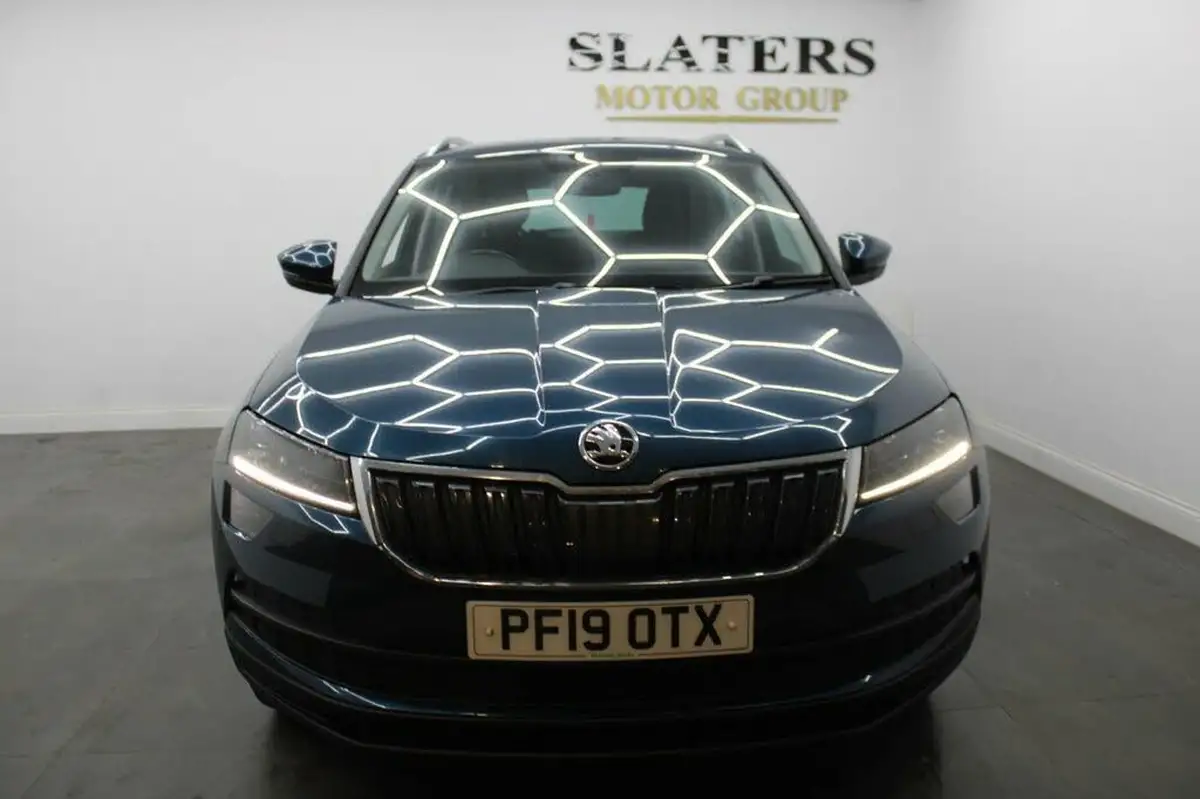 2019-skoda-karoq-16tdi-se-l-dsg-big-2