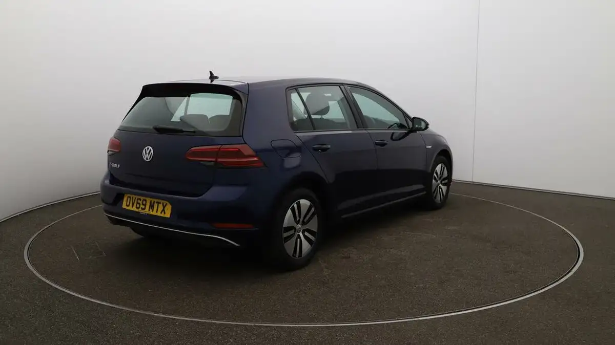 2019-volkswagen-golf-e-e-golf-big-7