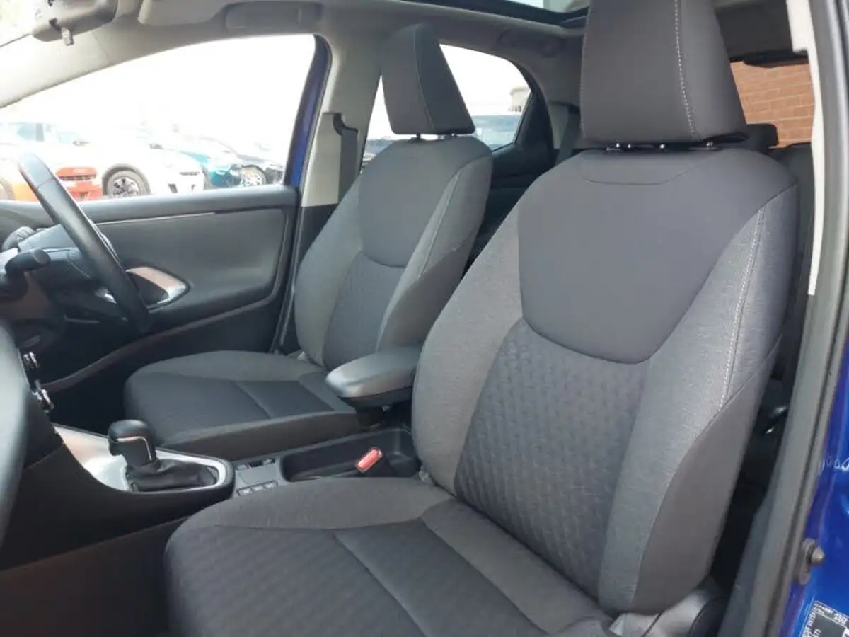2022-toyota-yaris-15-vvt-i-design-big-11
