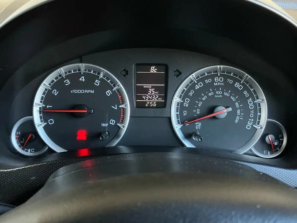 2016-suzuki-swift-12-sz-l-5d-big-15