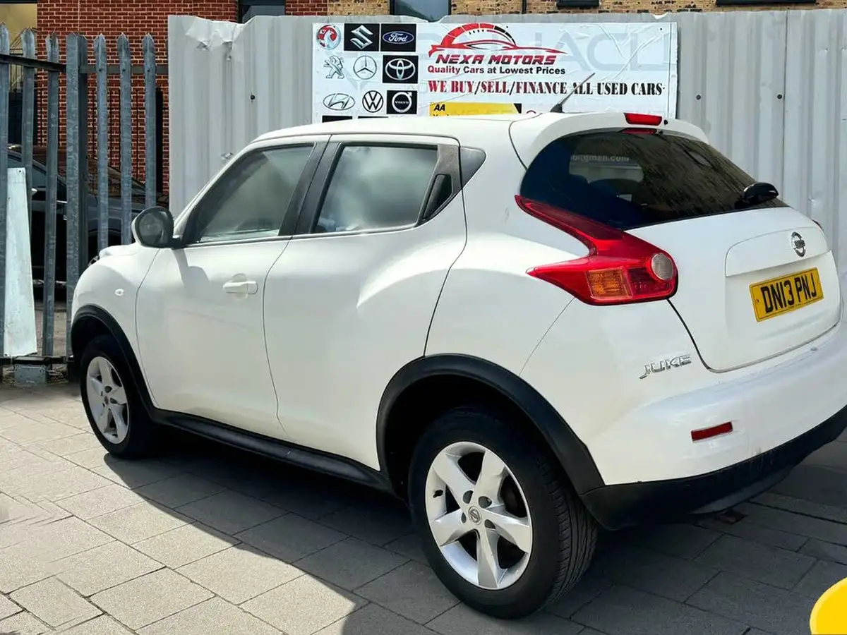 2013-nissan-juke-16-visia-16v-big-3