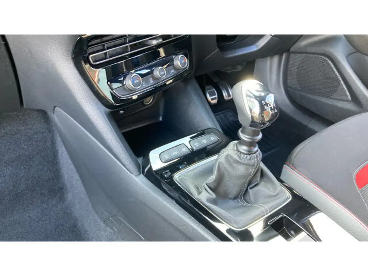 2022-vauxhall-mokka-12-sri-premium-130ps-big-12