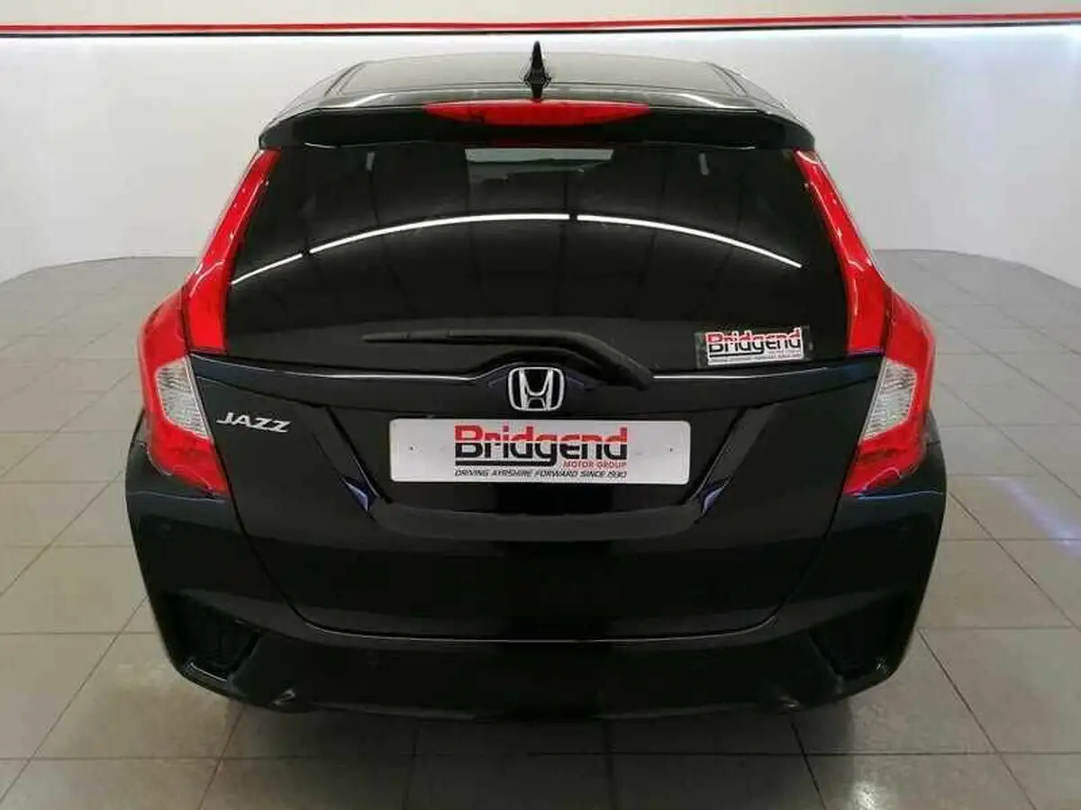 2018-honda-jazz-13-i-vtec-ex-navi-cvt-big-4