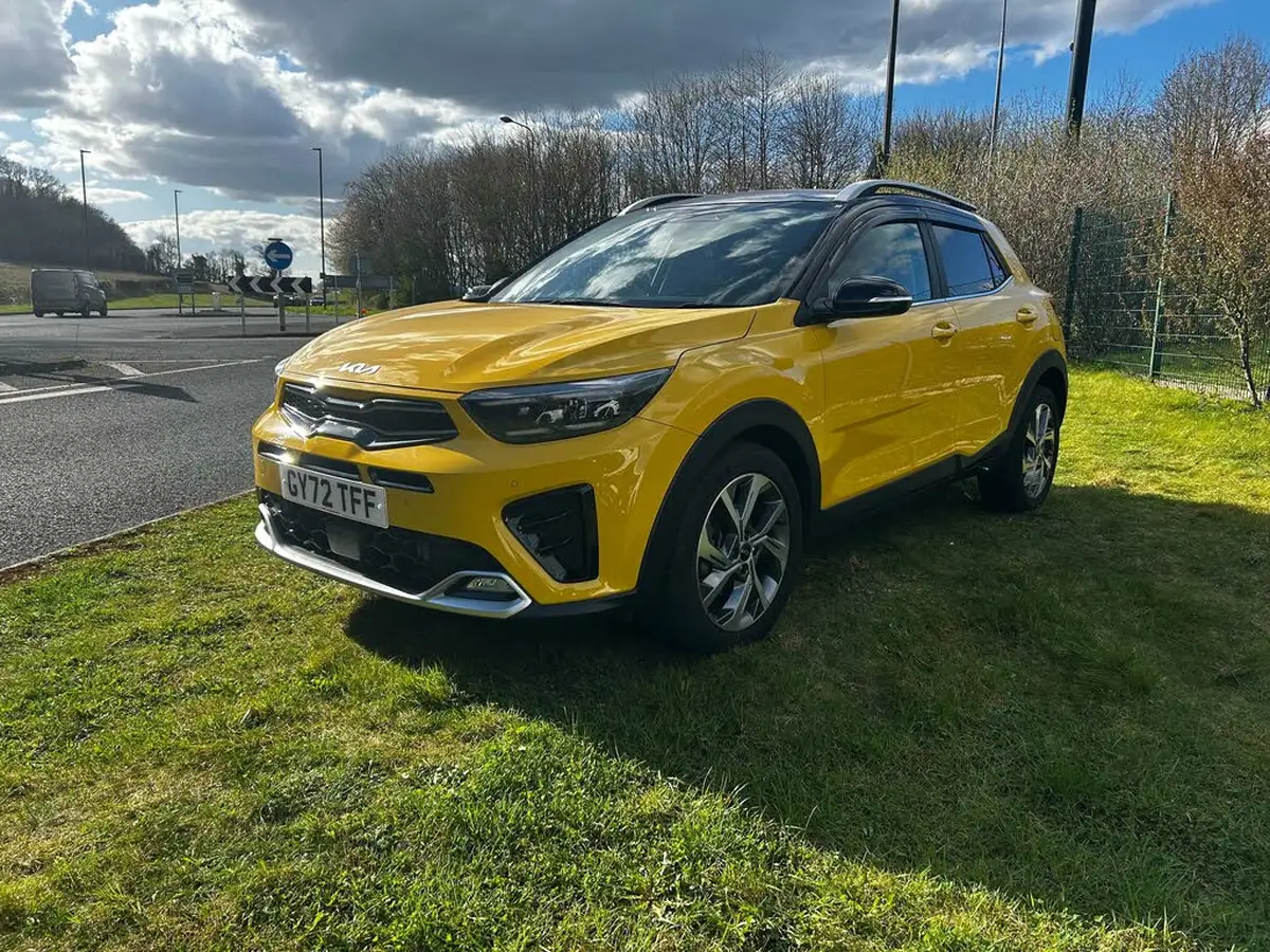 2022-kia-stonic-10-t-gdi-gt-line-s-big-6