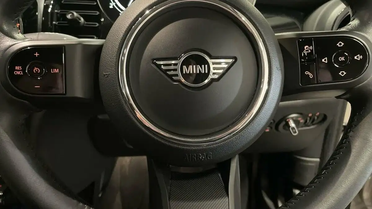 2021-mini-cooper-15-cooper-classic-hatchback-5d-big-20