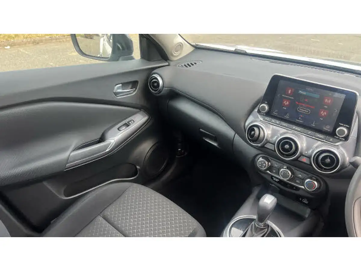 2023-nissan-juke-10-dig-t-acenta-dct-big-13