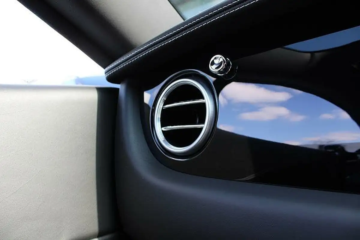 2016-bentley-continental-40-gt-v8-s-coupe-big-31
