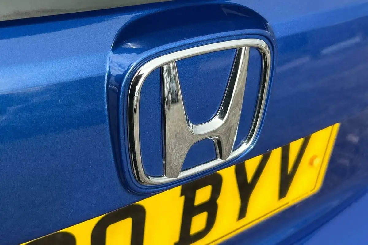 2020-honda-civic-10-vtec-turbo-se-hatchback-5d-cvt-big-25