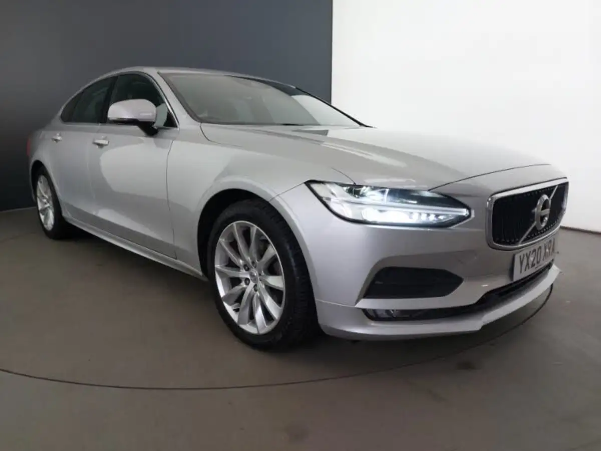 2020-volvo-s90-20td-d4-momentum-plus-big-8