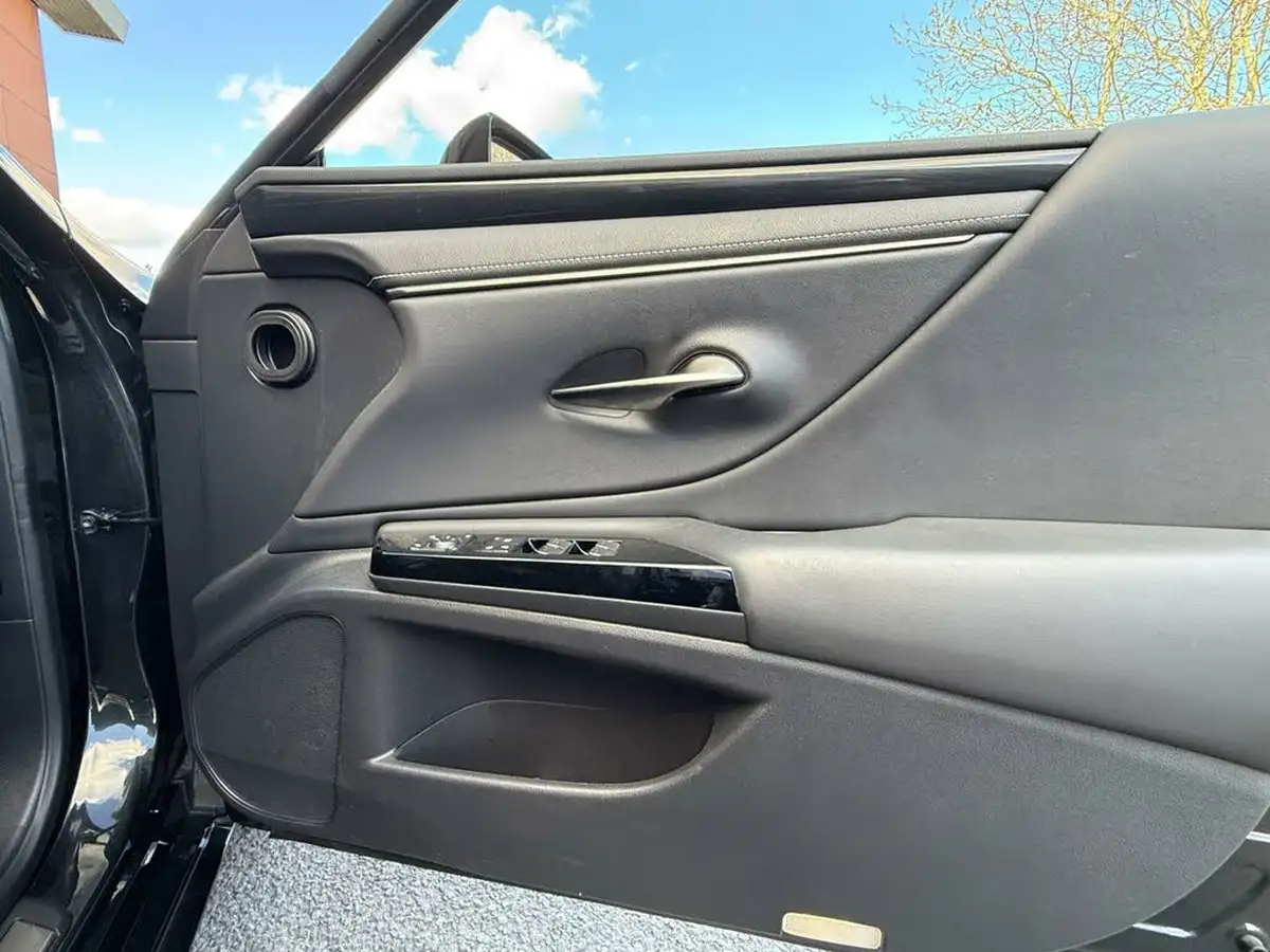 2022-lexus-es-300h-25-es-without-navigation-big-16