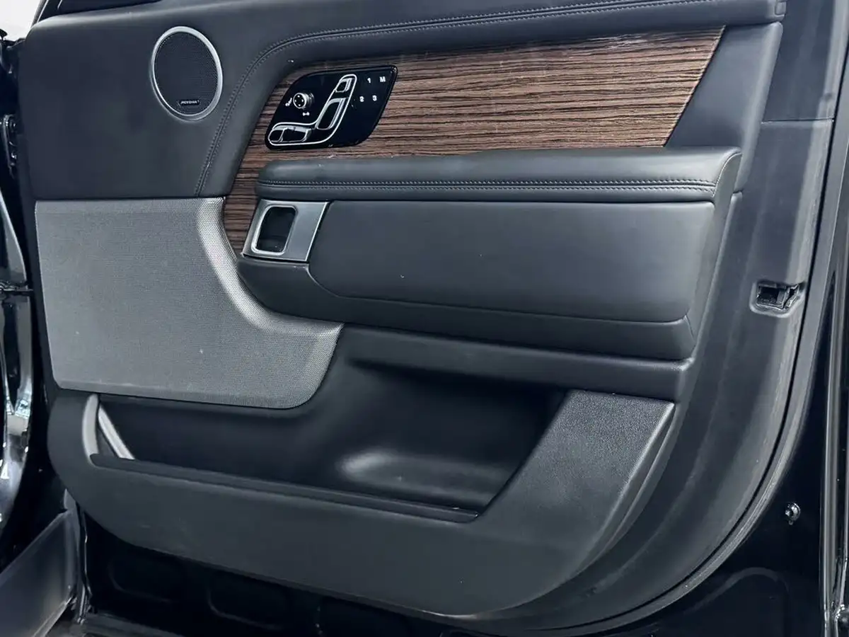 2019-land-rover-range-rover-30-sdv6-vogue-se-big-18