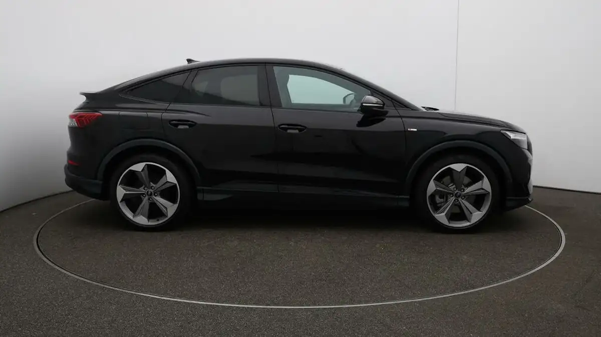 2024-audi-q4-e-tron-45e-black-edition-station-wagon-auto-big-48
