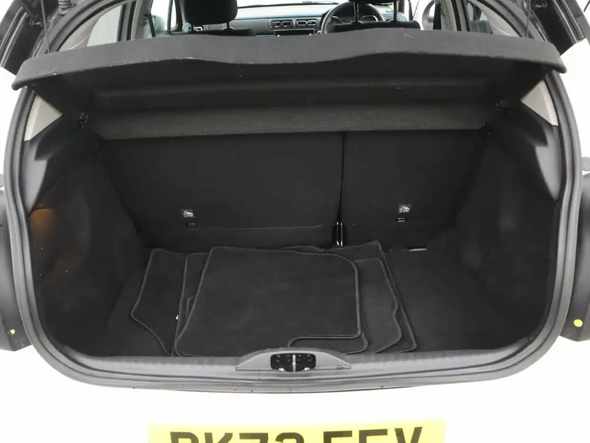 2023-citroen-c3-12-puretech-shine-plus-83ps-ss-big-8
