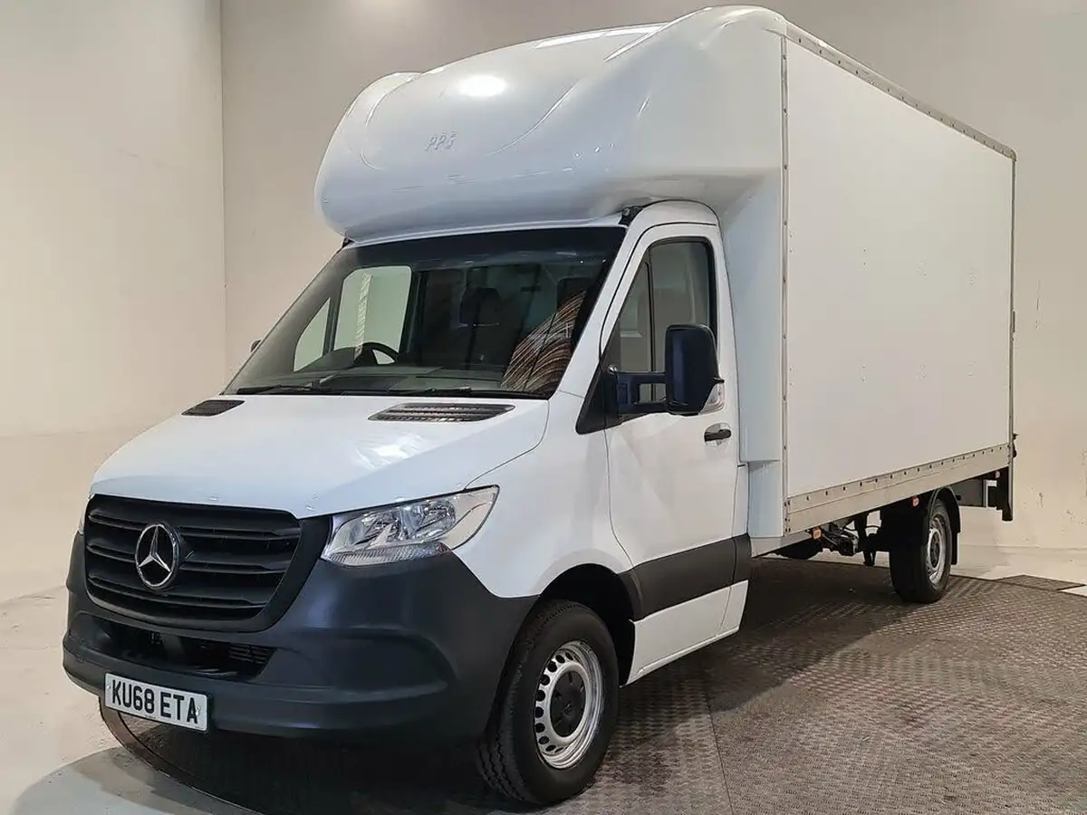 2018-mercedes-benz-sprinter-21cdi-314-l3h1-chassis-cab-eco-gear-360-big-10