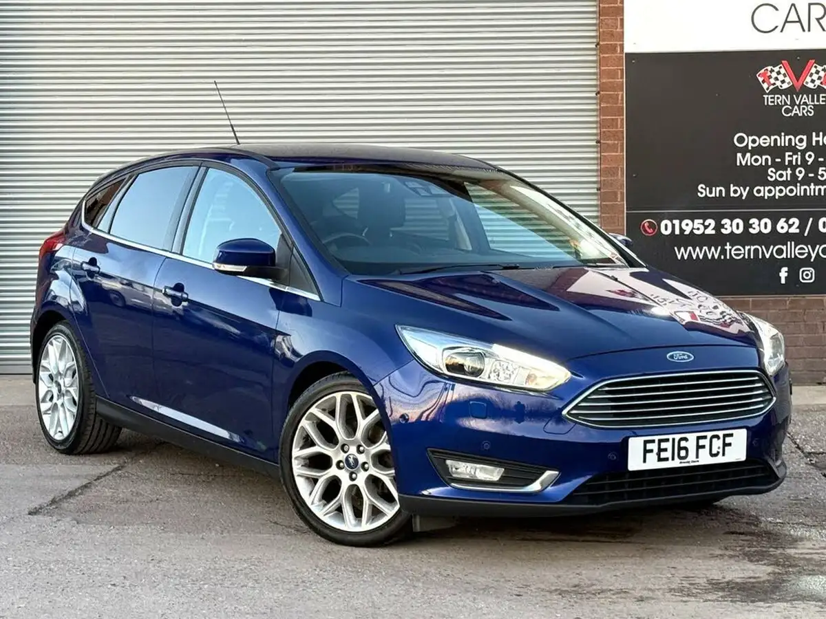 2016-ford-focus-10t-titanium-x-125ps-hatchback-big-4