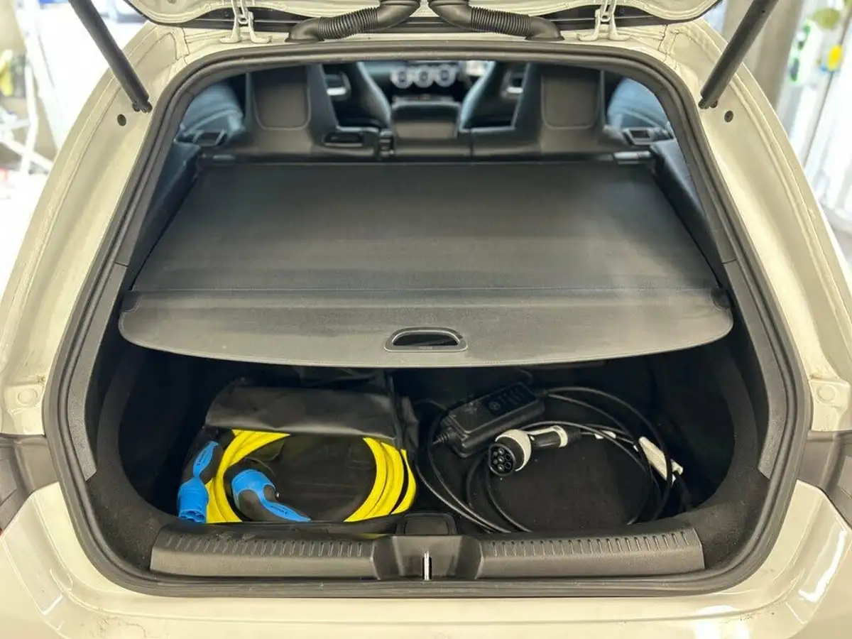 2020-mercedes-benz-cla-13-cla-250e-amg-line-premium-shooting-brake-5d-big-21