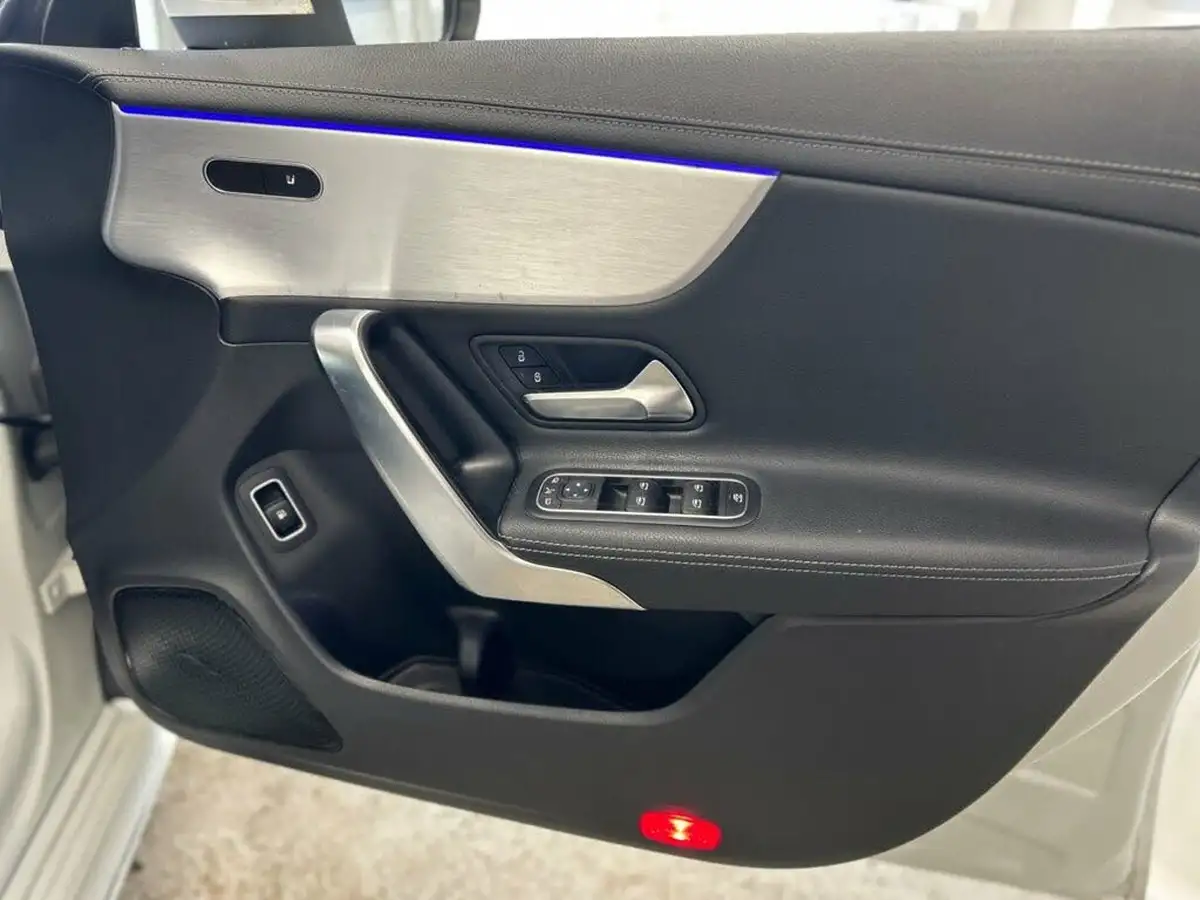 2020-mercedes-benz-cla-13-cla-250e-amg-line-premium-shooting-brake-5d-big-45