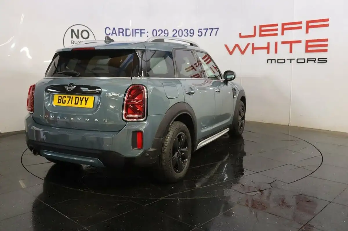 2021-mini-countryman-15-cooper-classic-auto-big-4