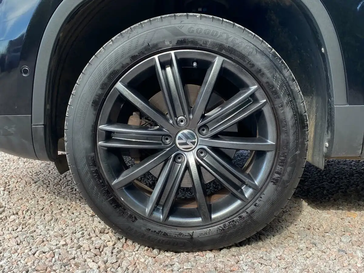 2012-volkswagen-tiguan-20td-sport-170ps-4wd-big-50