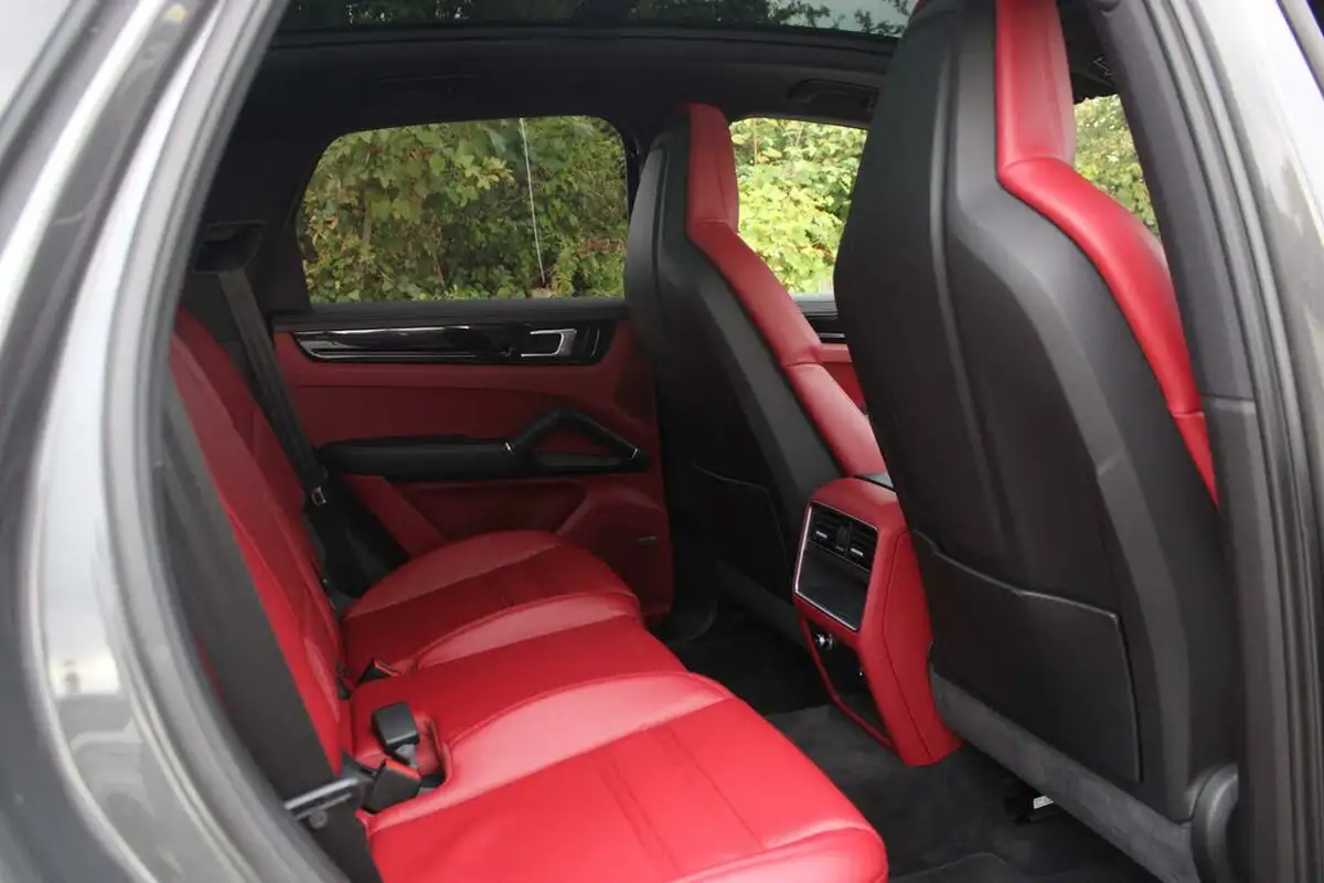 2020-porsche-cayenne-30-v6-station-wagon-big-11