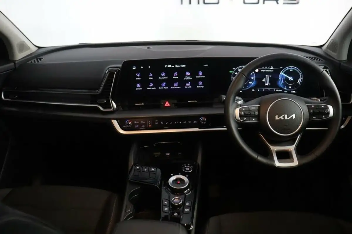 2024-kia-sportage-16-t-gdi-3-261bhp-awd-phev-auto-big-7